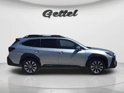 Ice Silver Metallic 2025 Subaru Outback Touring XT