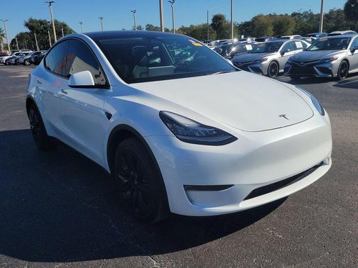 2023 Tesla Model Y Long Range Dual Motor All-Wheel Drive