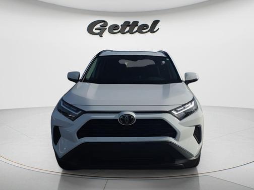 Ice Cap 2025 Toyota RAV4 XLE