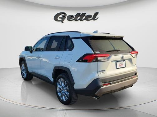 2020 Toyota RAV4 Limited