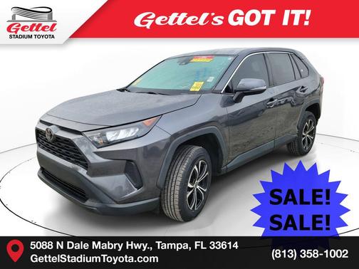 2022 Toyota RAV4 LE