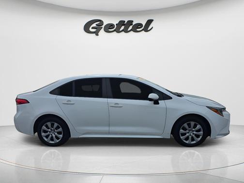 White 2022 Toyota Corolla LE