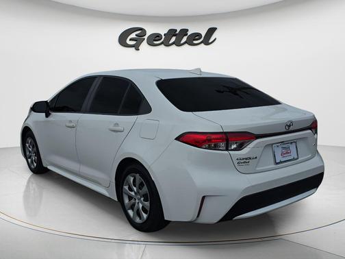 White 2022 Toyota Corolla LE