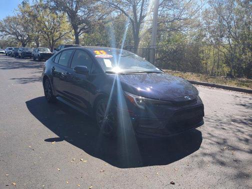 2025 Toyota Corolla Hybrid SE