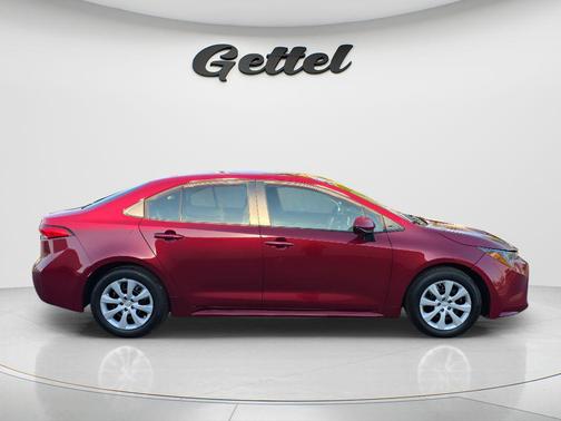 Ruby Flare Pearl 2022 Toyota Corolla LE