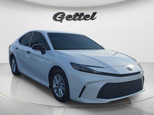 Ice Cap 2025 Toyota Camry LE