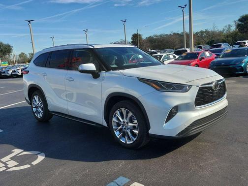 2023 Toyota Highlander Limited