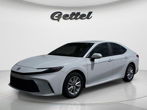 Ice Cap 2025 Toyota Camry LE