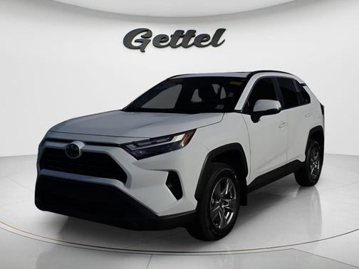 Ice Cap 2025 Toyota RAV4 XLE