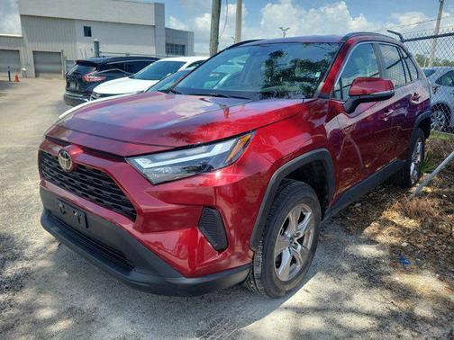 2023 Toyota RAV4 XLE