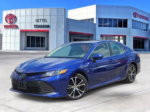 2018 Toyota Camry Hybrid LE