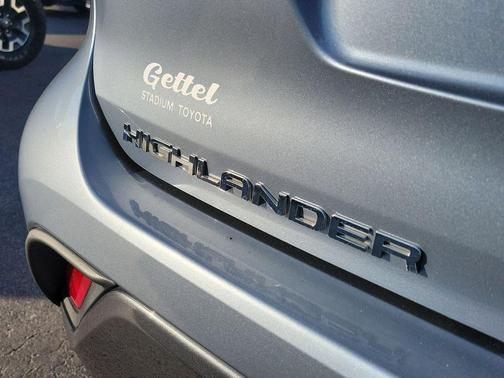 2022 Toyota Highlander Limited