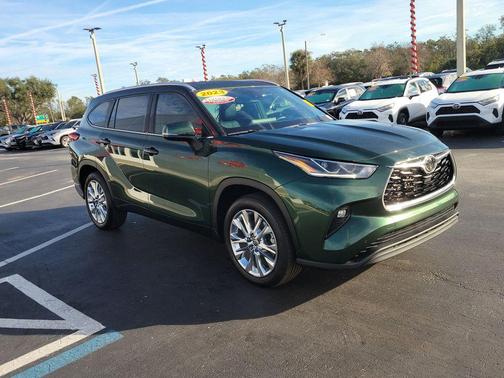 2023 Toyota Highlander Limited