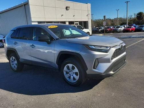 2024 Toyota RAV4 LE
