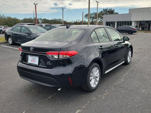 2026 Toyota Corolla Hybrid SE