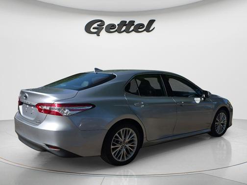 Celestial Silver Metallic 2020 Toyota Camry Hybrid XLE