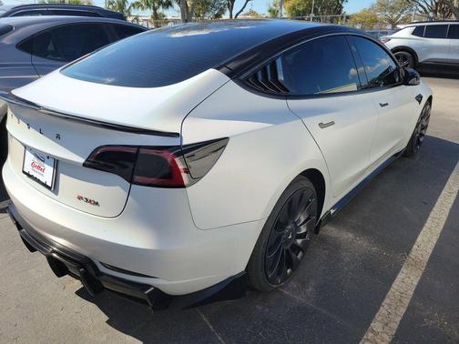 2022 Tesla Model 3 Performance