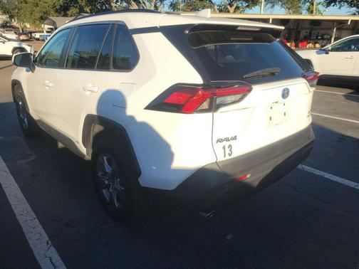 2023 Toyota RAV4 Hybrid XLE