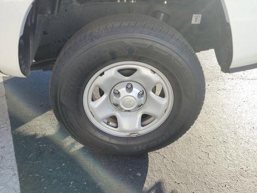 2023 Toyota Tacoma SR