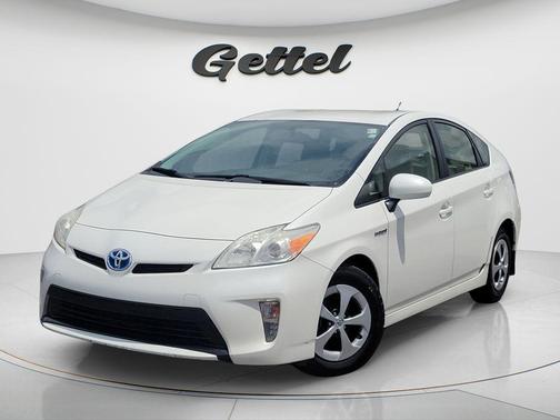 Blizzard Pearl 2012 Toyota Prius Two