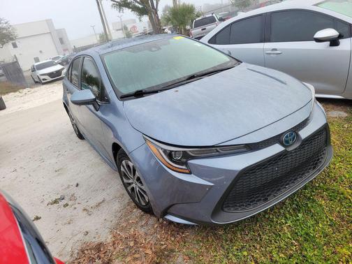 2022 Toyota Corolla Hybrid LE