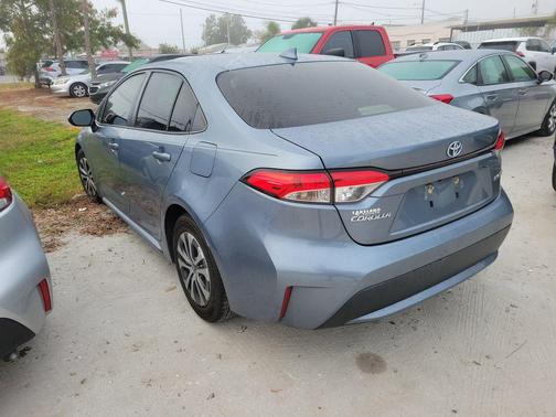 2022 Toyota Corolla Hybrid LE