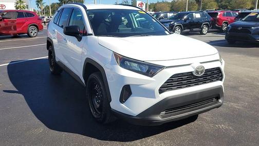 2020 Toyota RAV4 LE