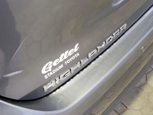 2026 Toyota Highlander Hybrid Limited