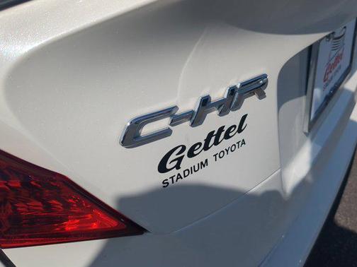 2021 Toyota C-HR LE