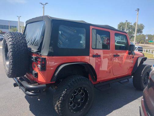 2013 Jeep Wrangler Unlimited Sahara