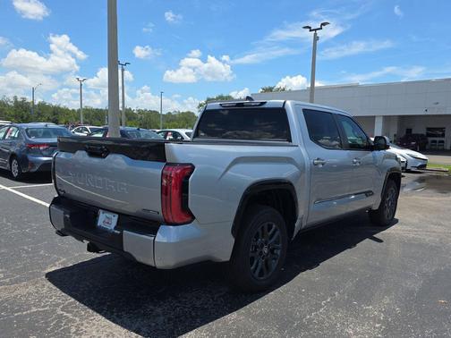2025 Toyota Tundra Hybrid Platinum