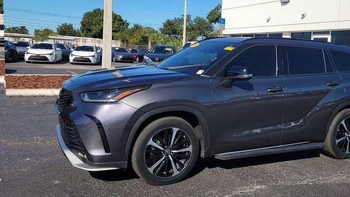2021 Toyota Highlander XSE