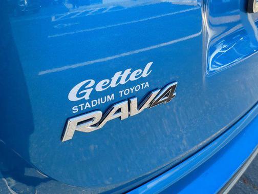 2018 Toyota RAV4 Adventure