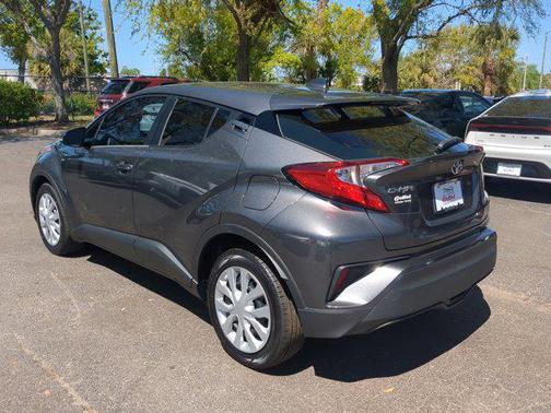 2020 Toyota C-HR LE