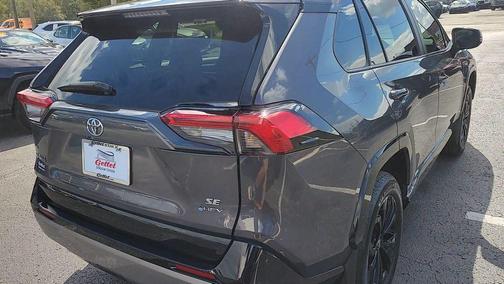 2025 Toyota RAV4 Hybrid SE