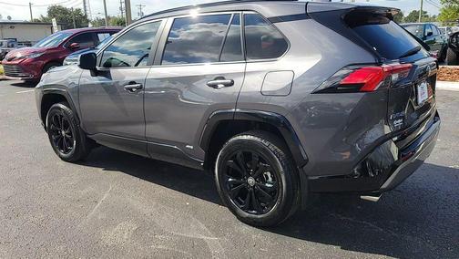 2025 Toyota RAV4 Hybrid SE