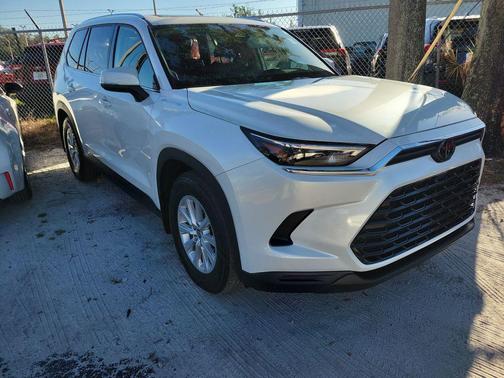 2024 Toyota Grand Highlander XLE