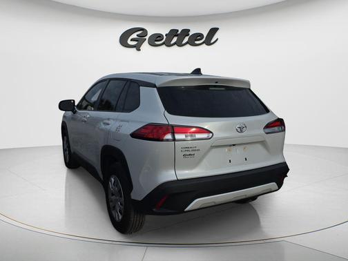 Wind Chill Pearl 2024 Toyota Corolla Cross L