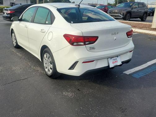 2023 Kia Rio LX