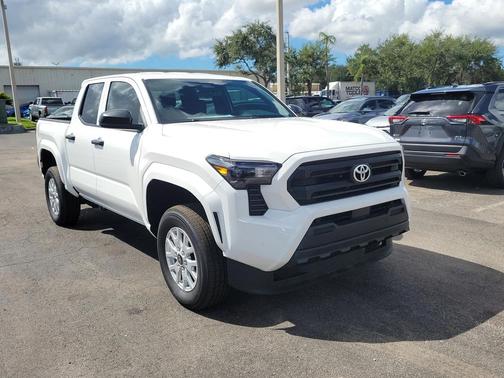 2025 Toyota Tacoma SR