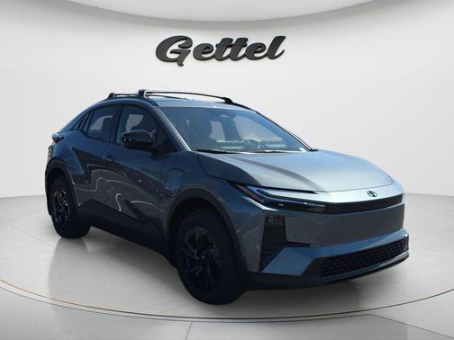Overcast 2026 Toyota C-HR SE