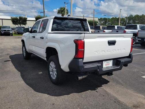 2025 Toyota Tacoma SR