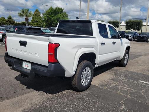2025 Toyota Tacoma SR