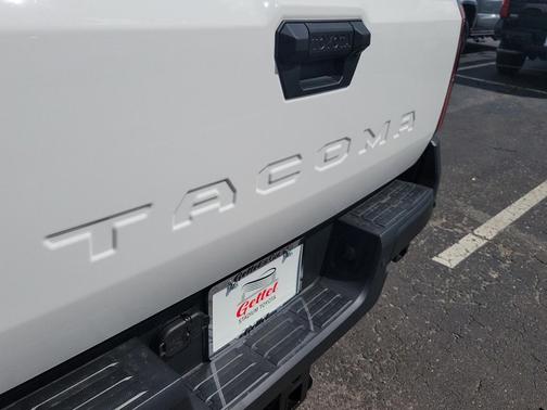 2025 Toyota Tacoma SR