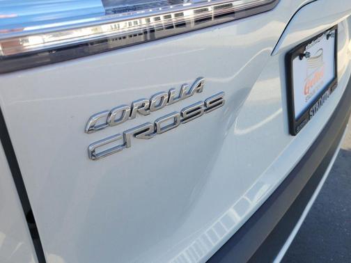 2022 Toyota Corolla Cross LE