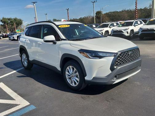 2022 Toyota Corolla Cross LE