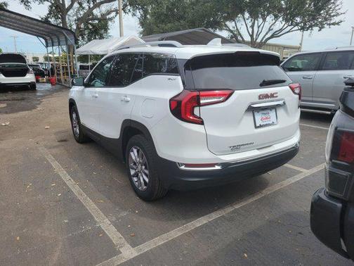 2023 GMC Terrain SLT