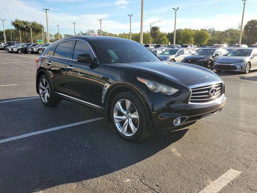 2016 INFINITI QX70 Base