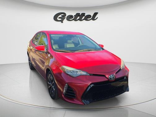 Barcelona Red Metallic 2018 Toyota Corolla SE