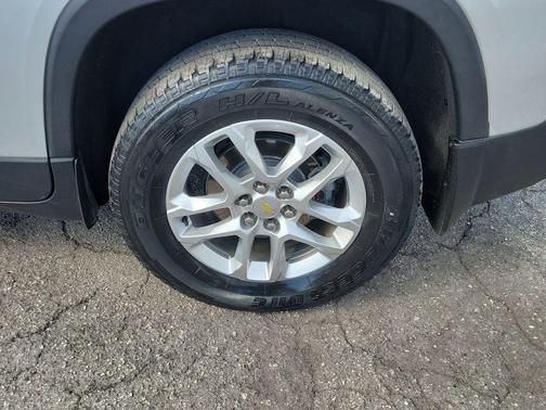 2018 Chevrolet Traverse LS